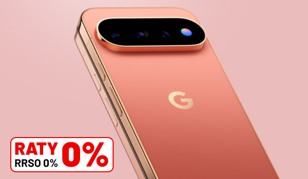Smartfon w kolorze różowym z logo Google na obudowie oraz prostokątnym modułem aparatu z trzema obiektywami. W lewym dolnym rogu znajduje się napis: Raty 0%, RRSO 0%.