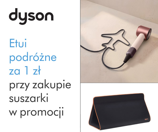 Dyson. Etui podróżne za 1 zł przy zakupie suszarki w promocji. Na blacie leży suszarka z kablem ułożonym w kształt samolotu, poniżej widoczne jest czarne etui z pomarańczowym wykończeniem.